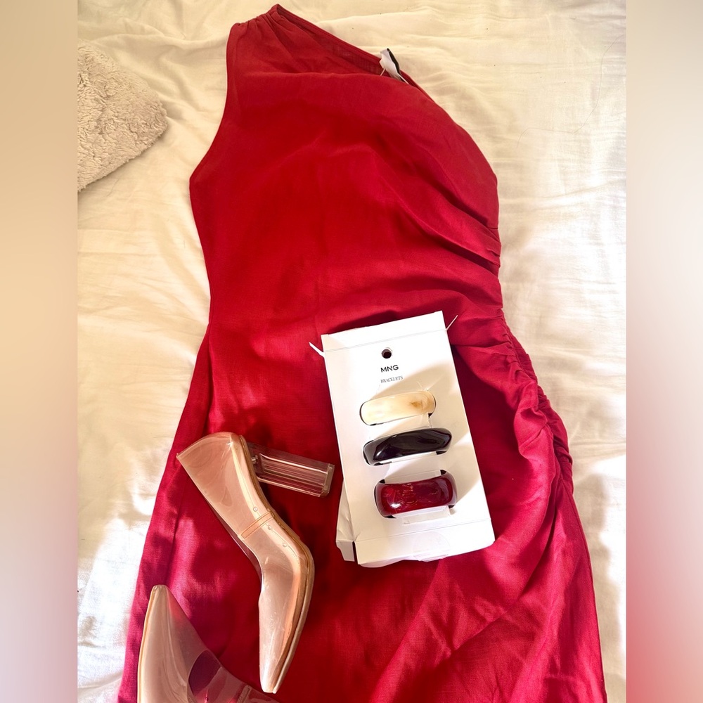 MANGO Elegant Red One-Shoulder Linen Dress - Picture 2 of 9